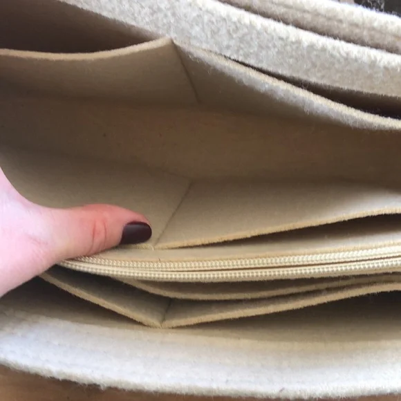 Felt Purse Insert Organizer - Picture 3 of 7